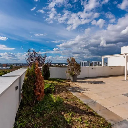 Lägenhet 92 Penthouse With Terrace And Garden Bukarest